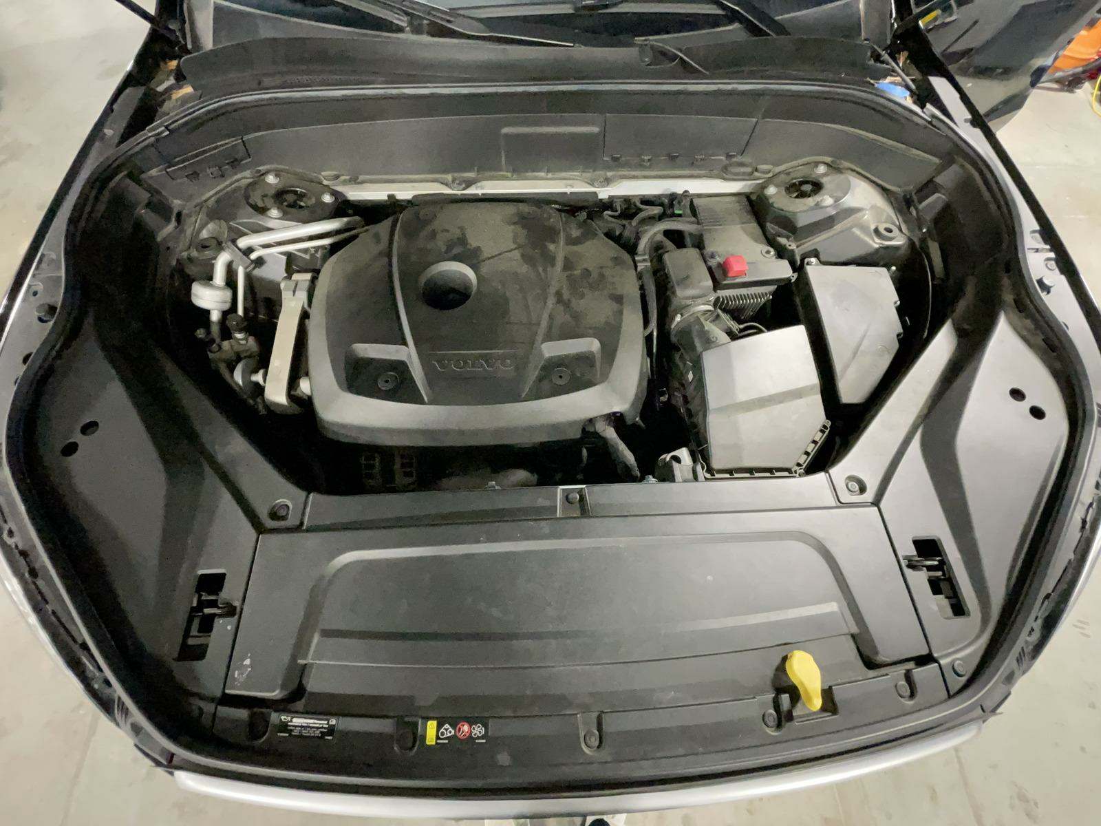 2016 Volvo XC90 T6 R-Design AWD