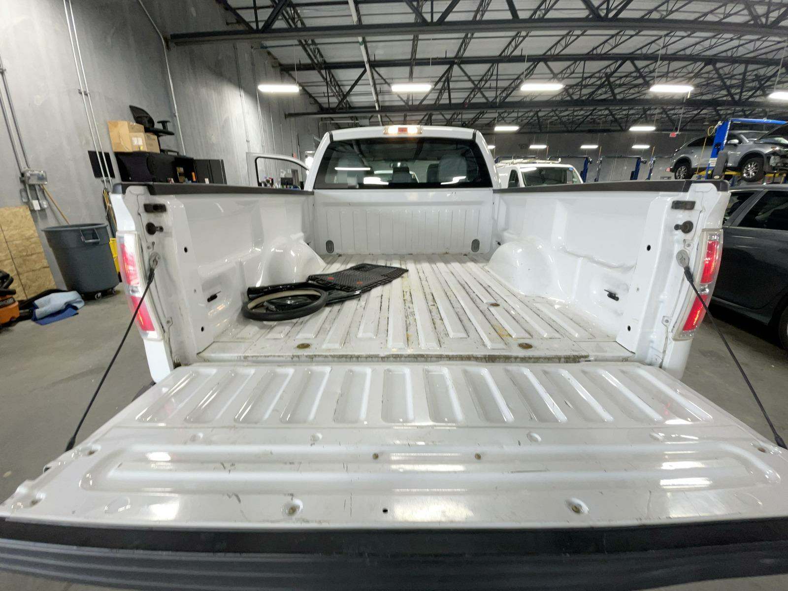 2013 Ford F-150 XL RWD