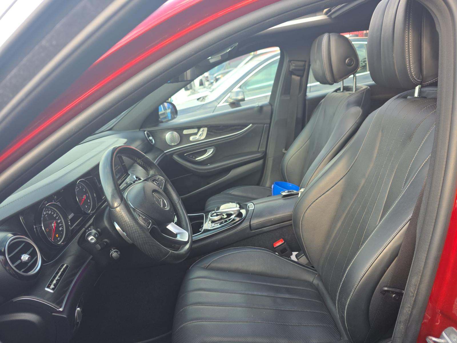 MERCEDES-BENZ E-CLASS - 6