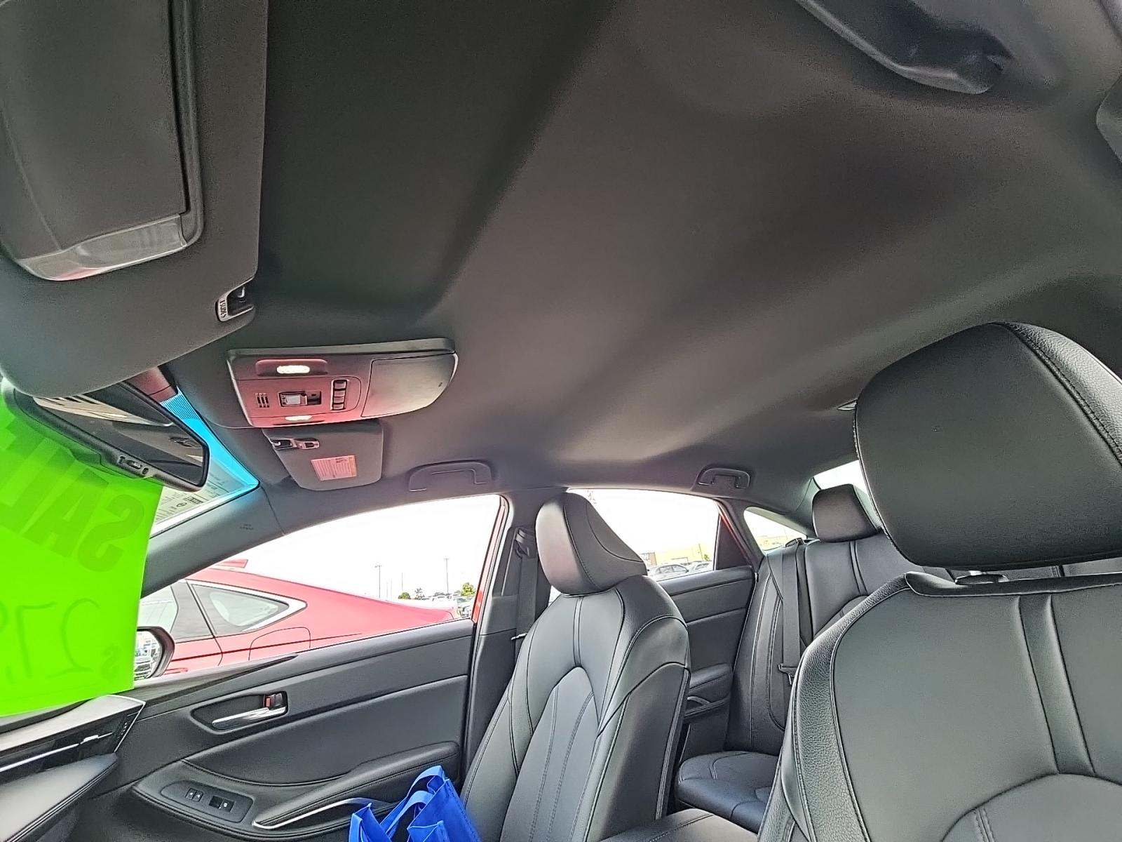 2022 Toyota Avalon XLE FWD