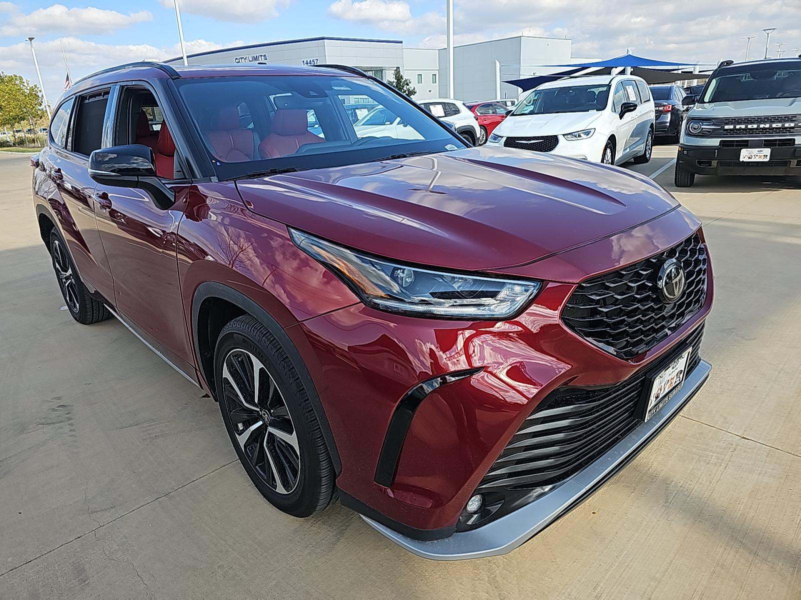 2022 Toyota Highlander XSE FWD