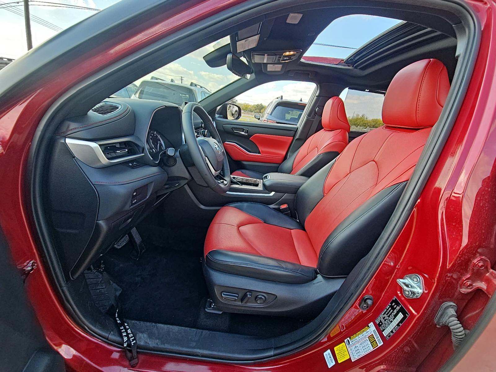 2022 Toyota Highlander XSE FWD