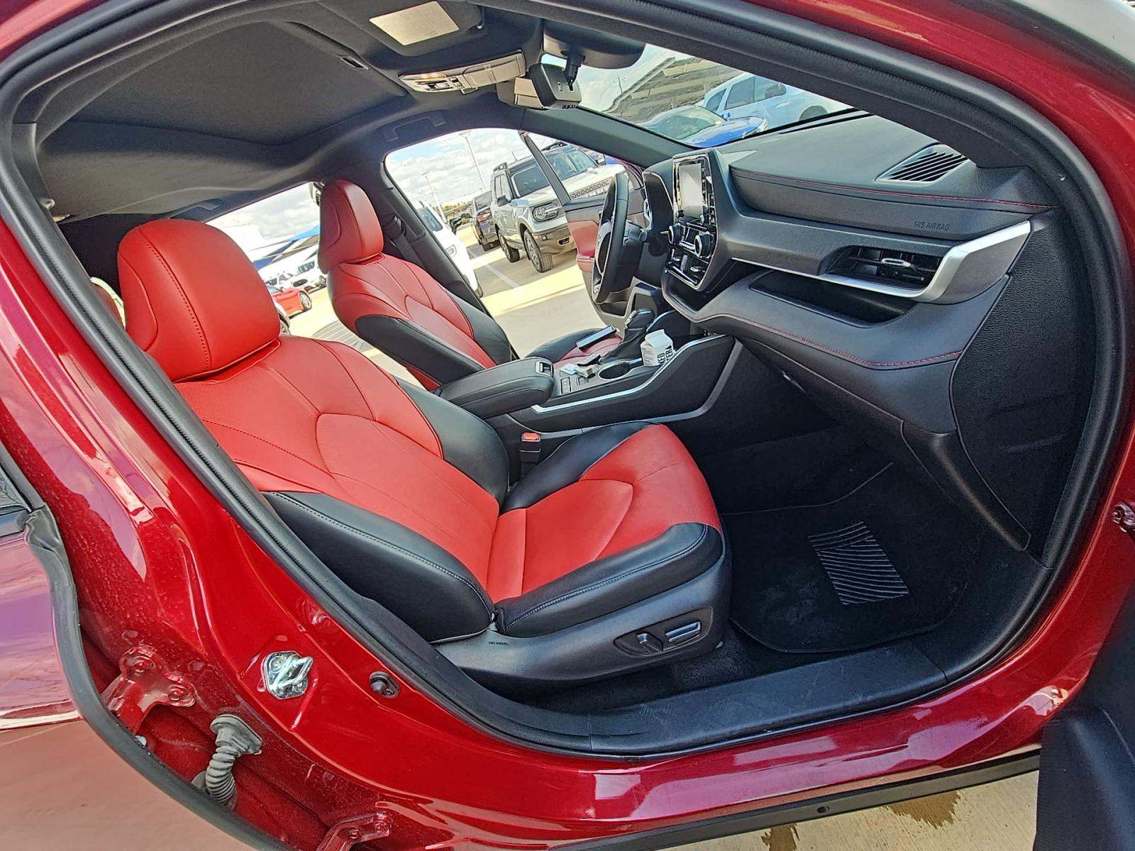 2022 Toyota Highlander XSE FWD