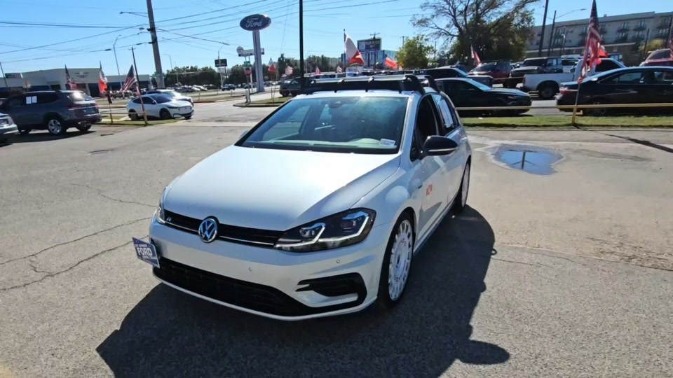 2019 Volkswagen Golf R Hatchback w/DCC & Navigation
