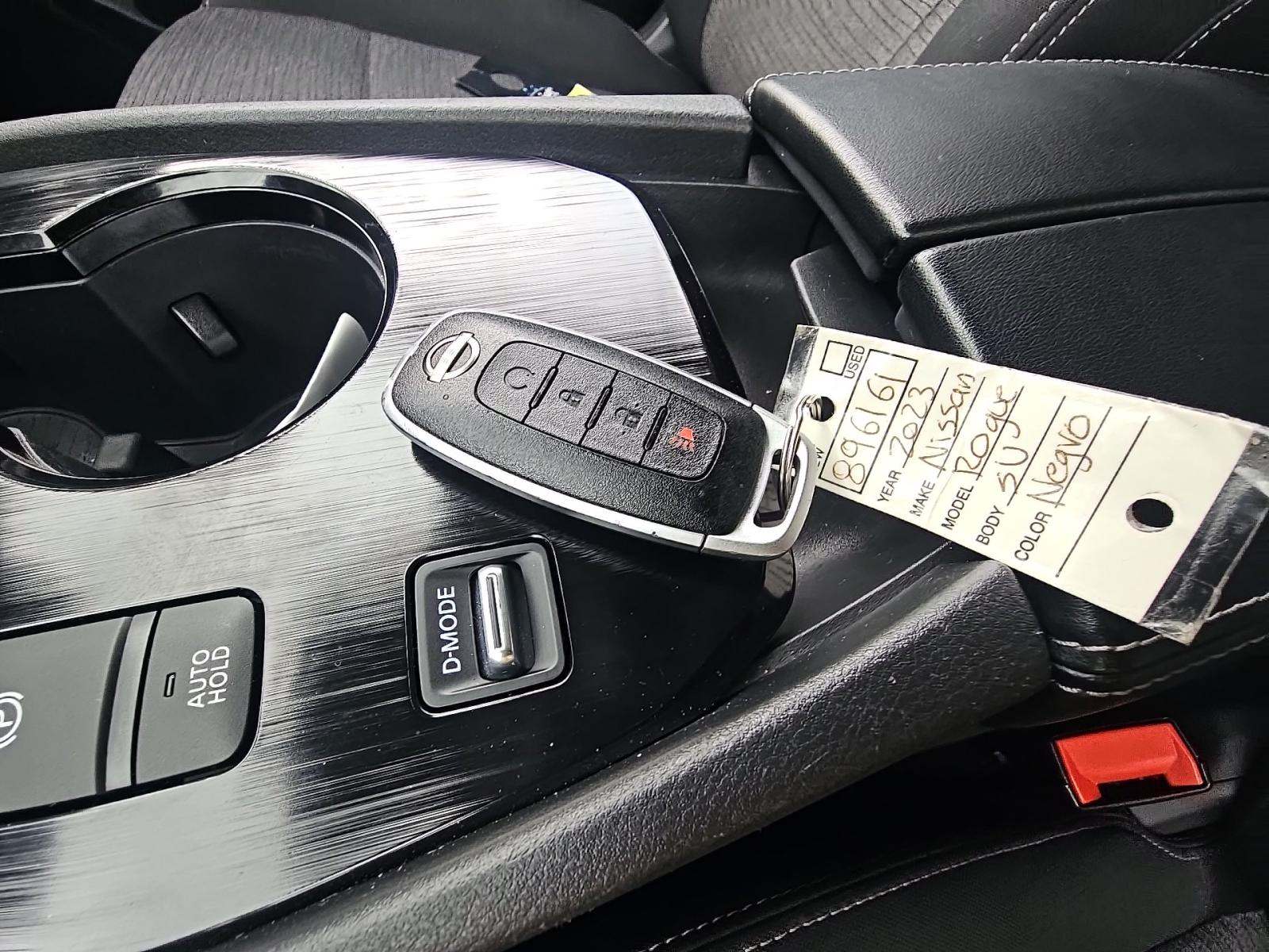 2023 Nissan Rogue SV FWD