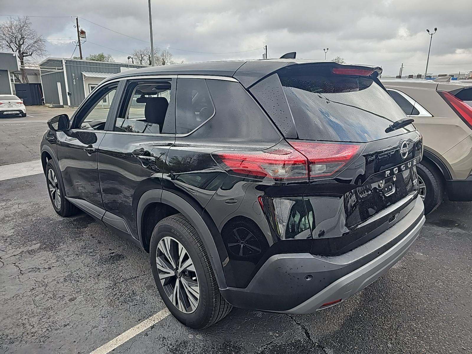 2023 Nissan Rogue SV FWD