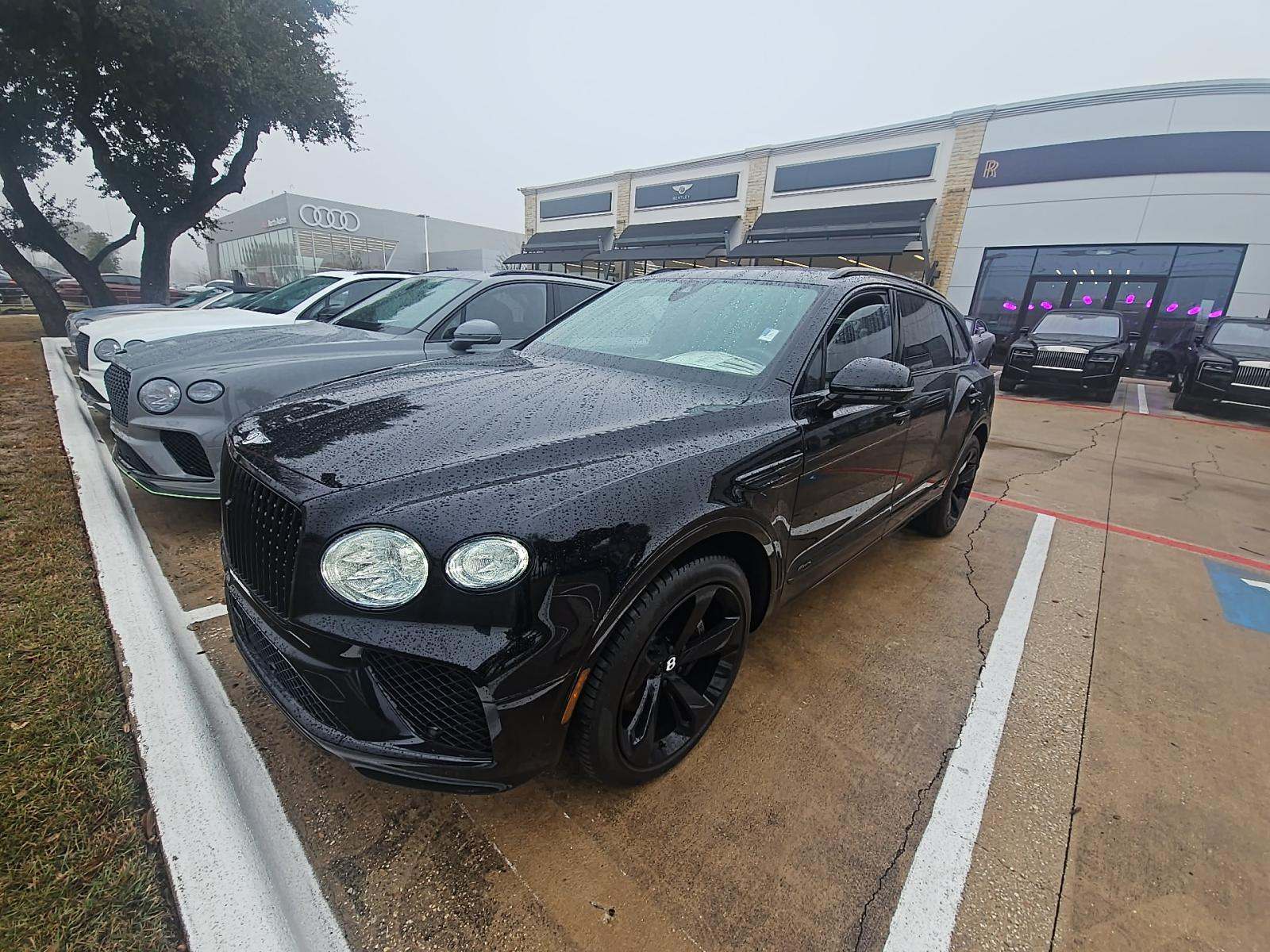 2024 Bentley Bentayga EWB Azure AWD