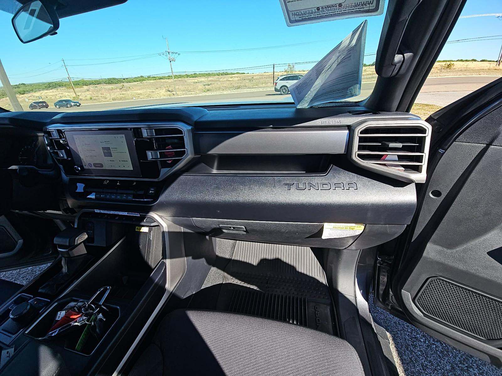 2025 Toyota Tundra SR5 AWD