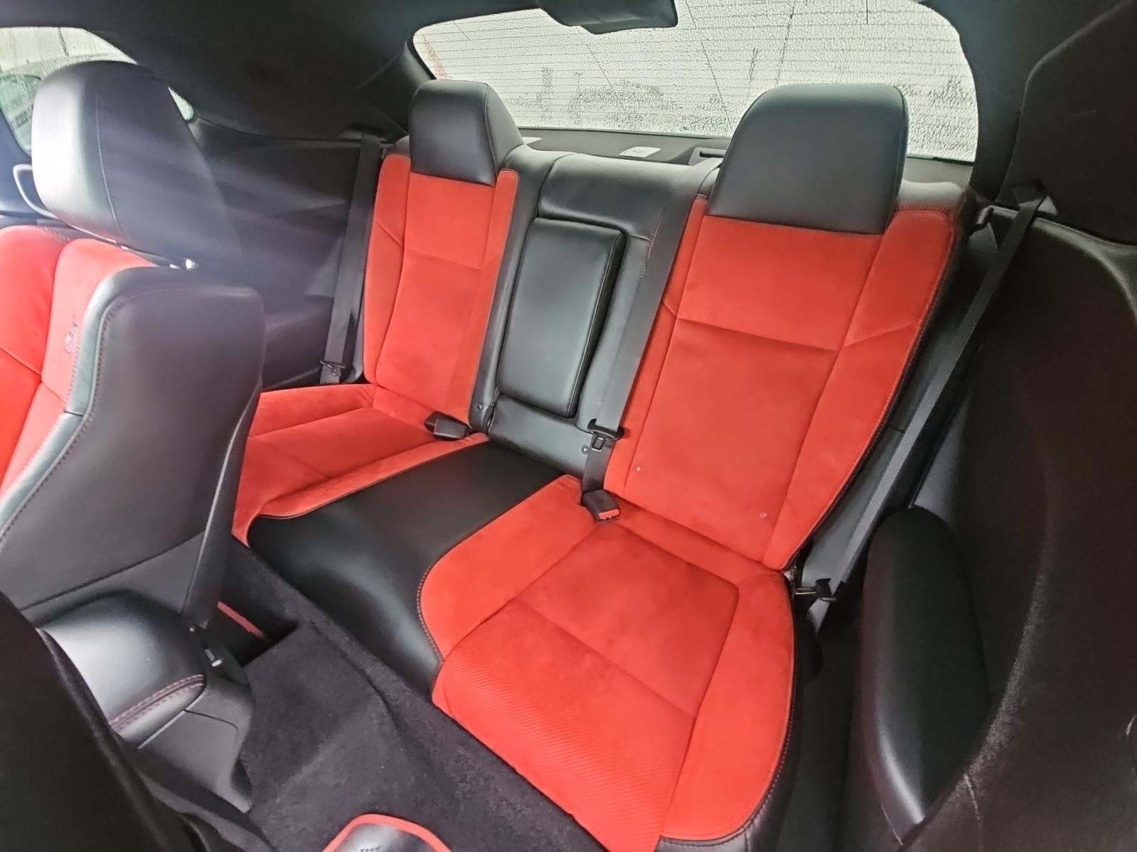 2022 Dodge Challenger R/T Scat Pack Widebody RWD