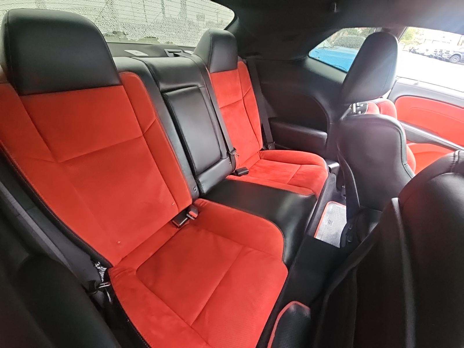 2022 Dodge Challenger R/T Scat Pack Widebody RWD