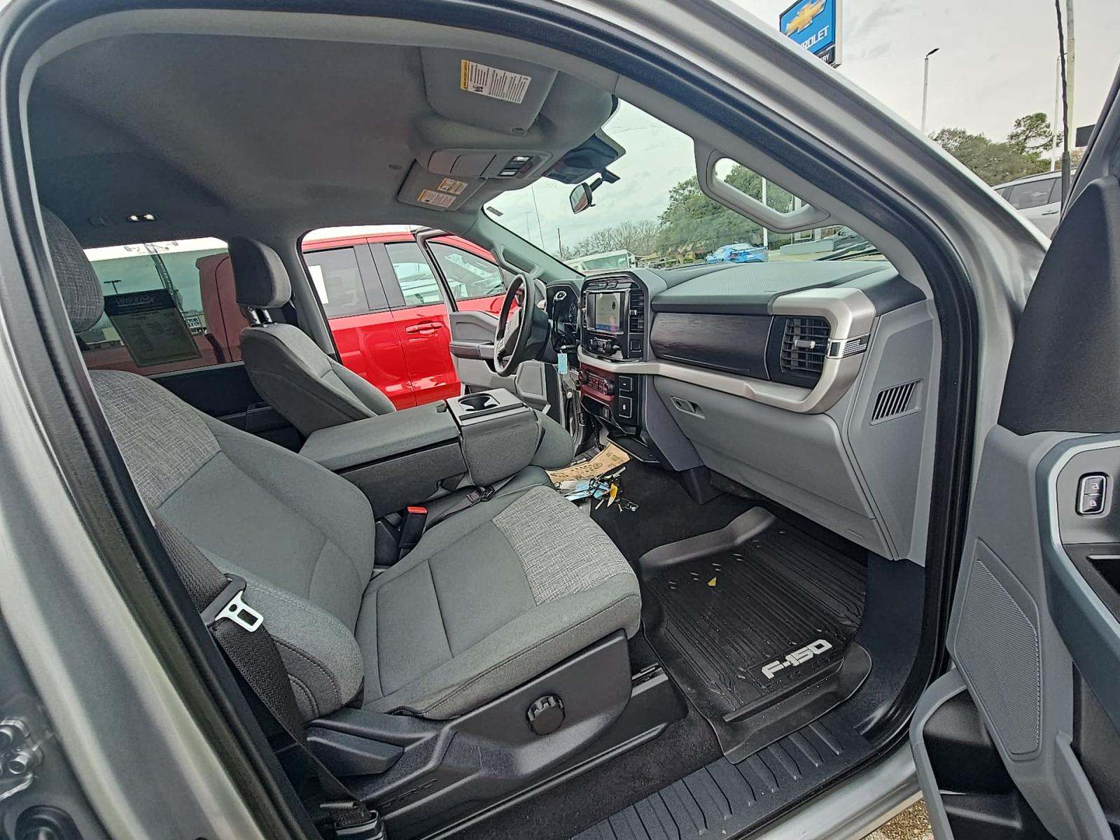 2023 Ford F-150 XLT RWD