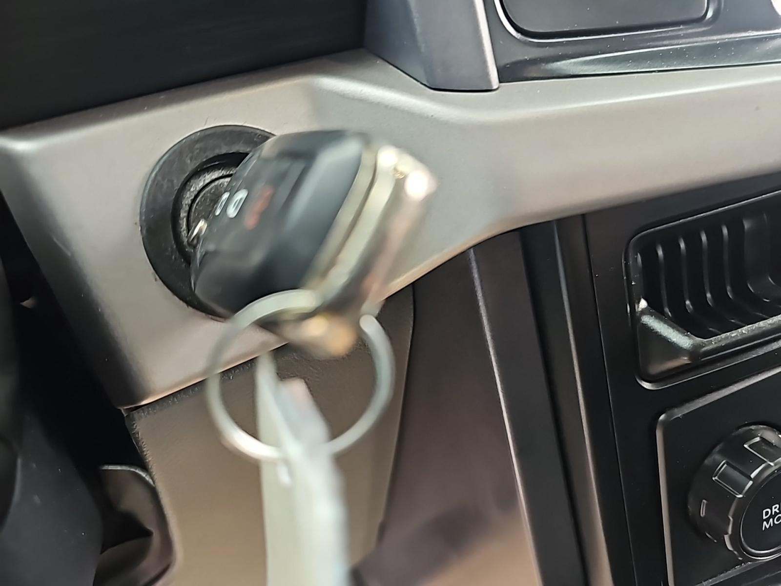 2023 Ford F-150 XLT RWD