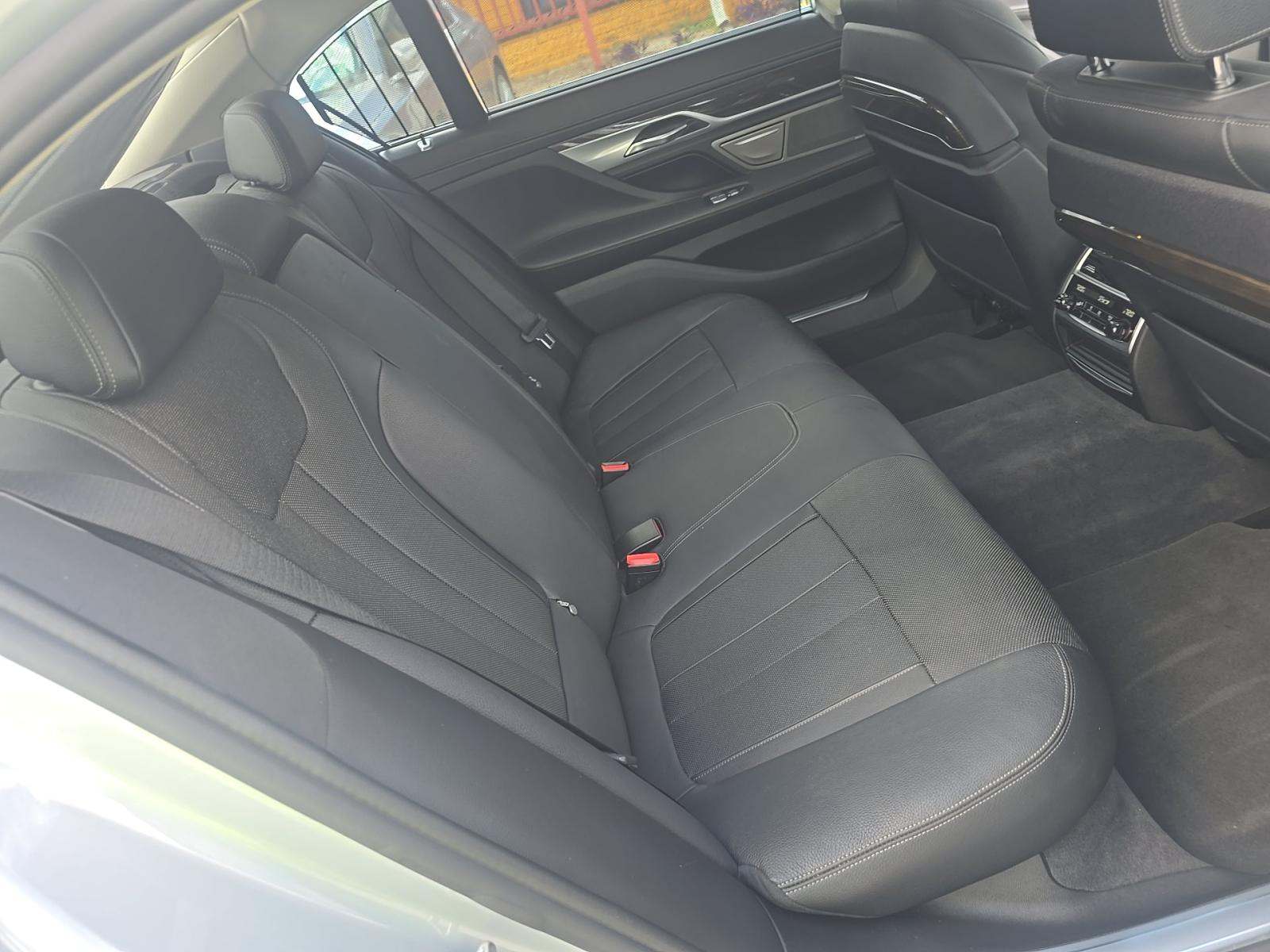 2016 BMW 7 Series 740i RWD