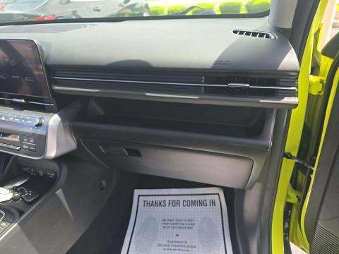 2024 Hyundai Kona SEL FWD