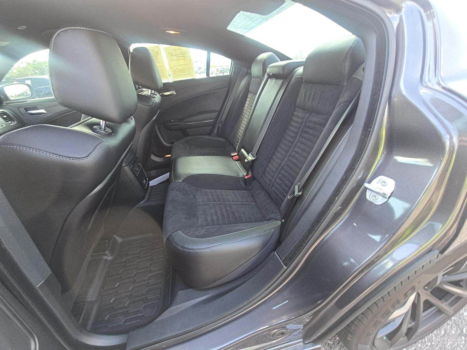 DODGE CHALLENGER - 9