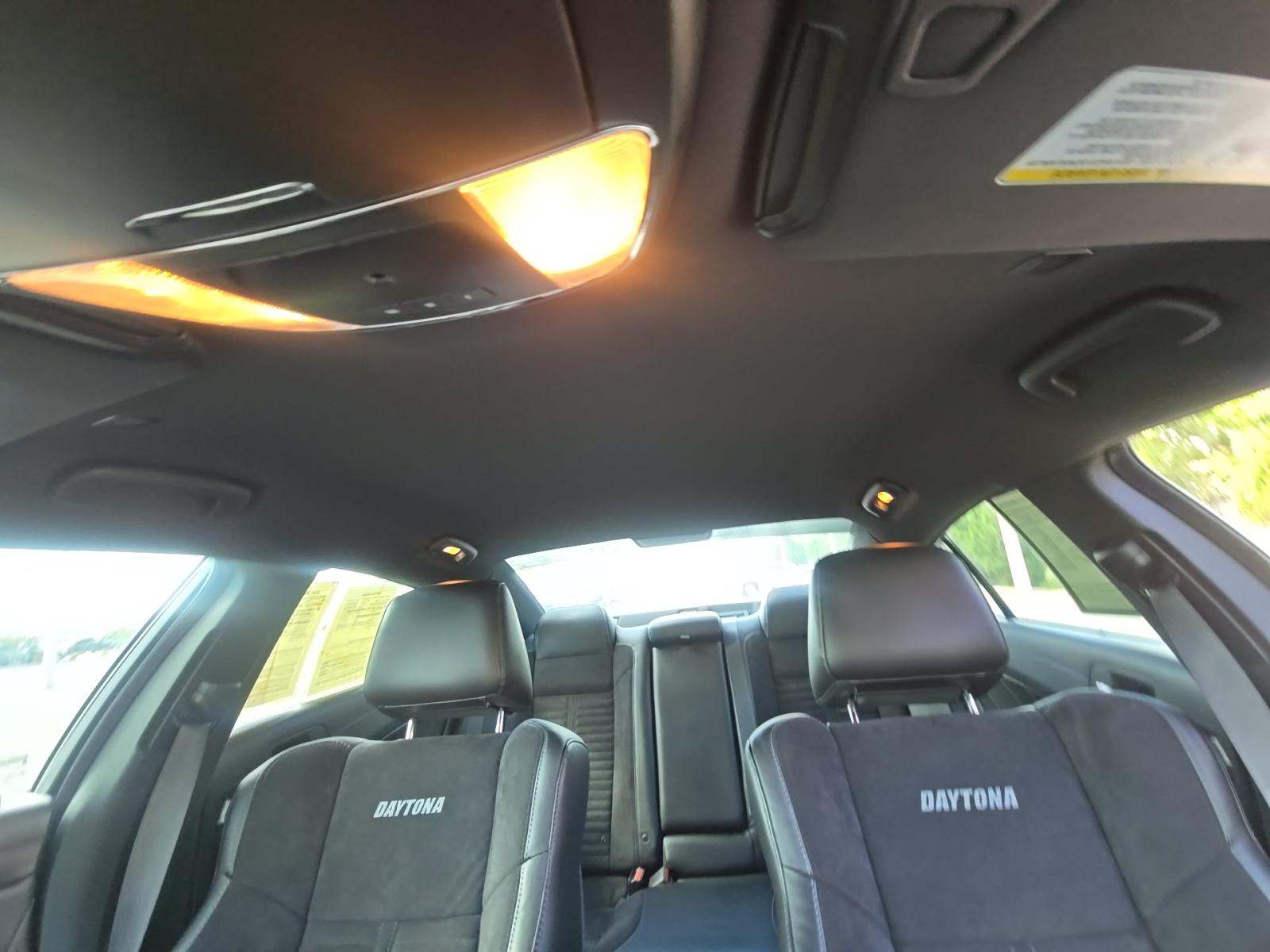 DODGE CHALLENGER - 7