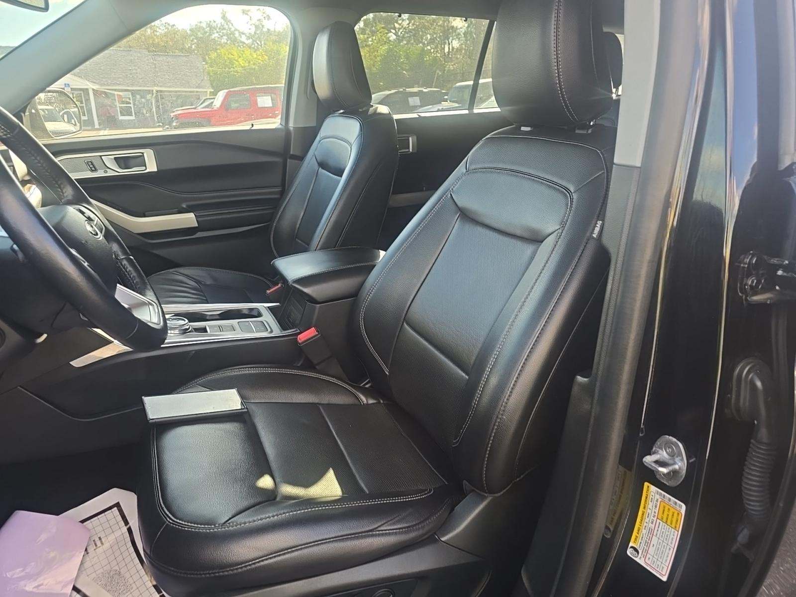 2023 Ford Explorer Limited RWD