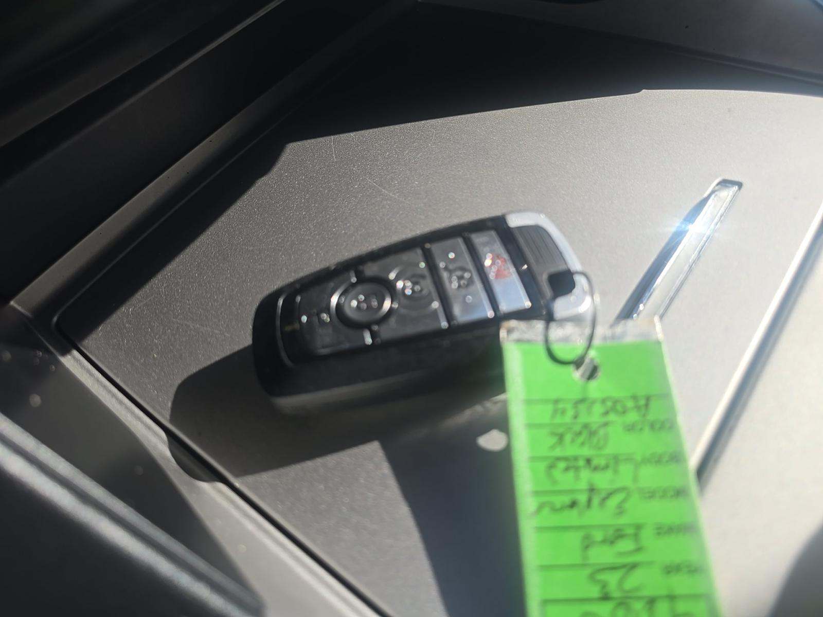 2023 Ford Explorer Limited RWD