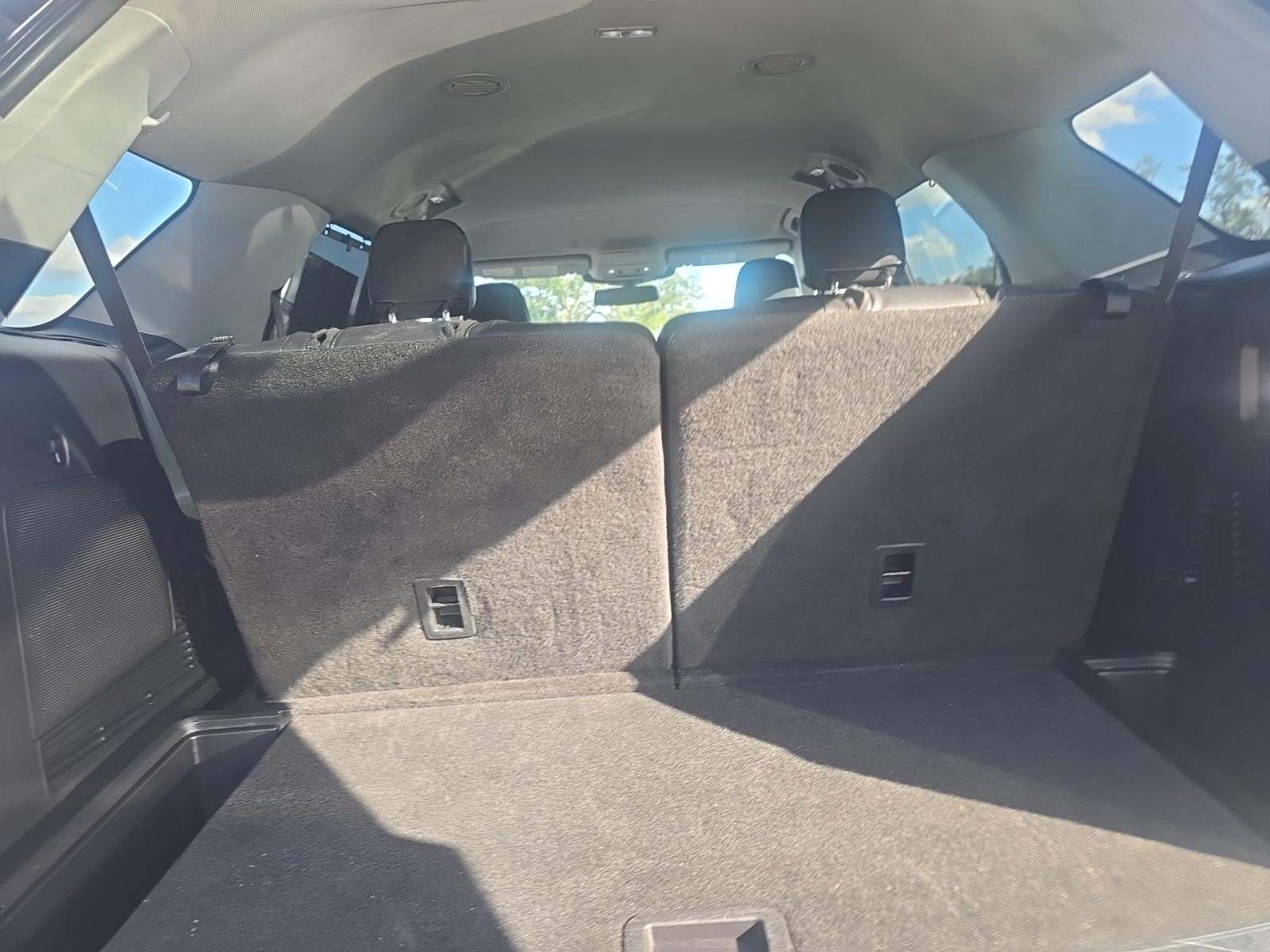 2023 Ford Explorer Limited RWD