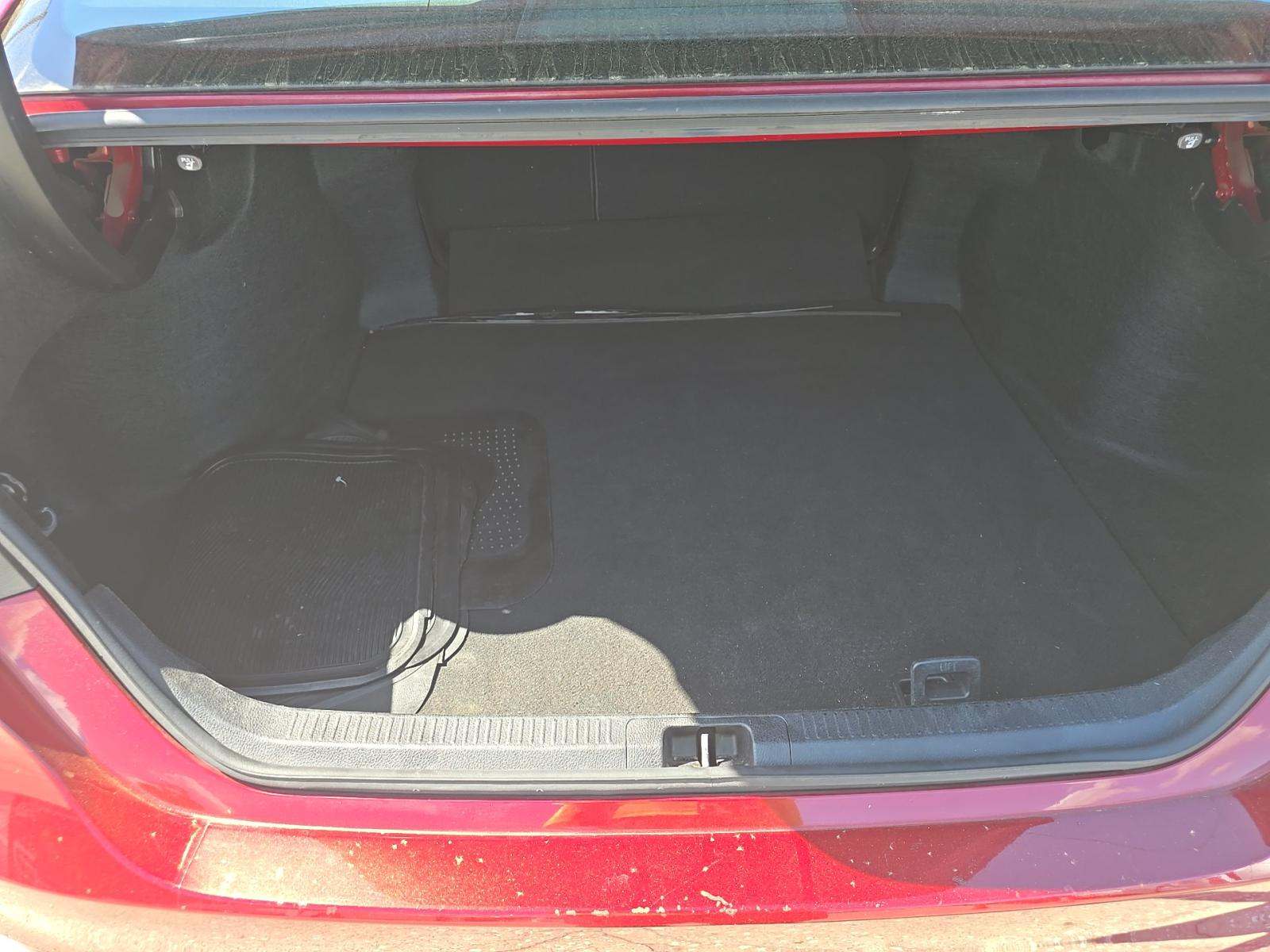 2019 Toyota Camry LE FWD
