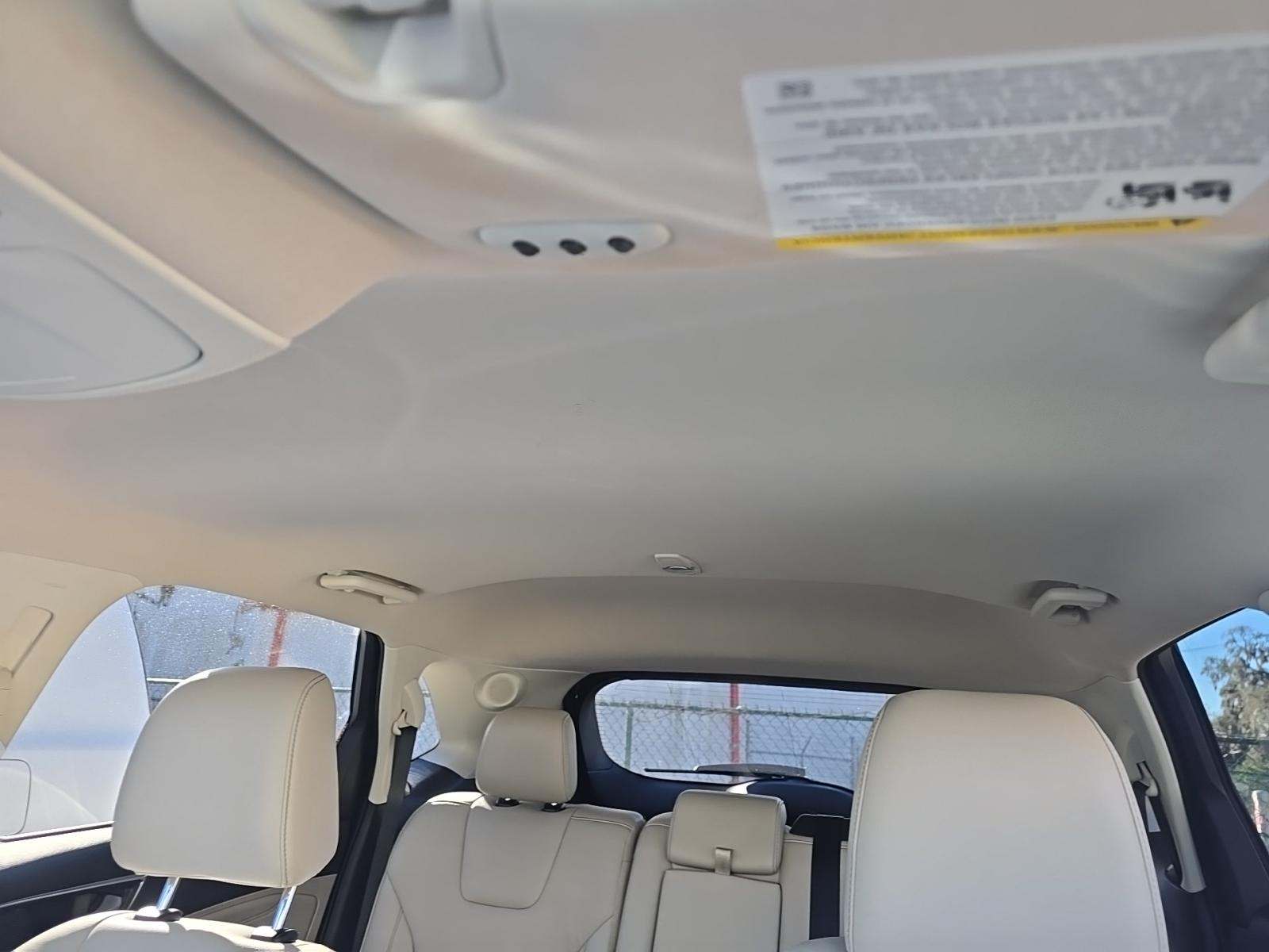 2021 Ford Edge Titanium FWD