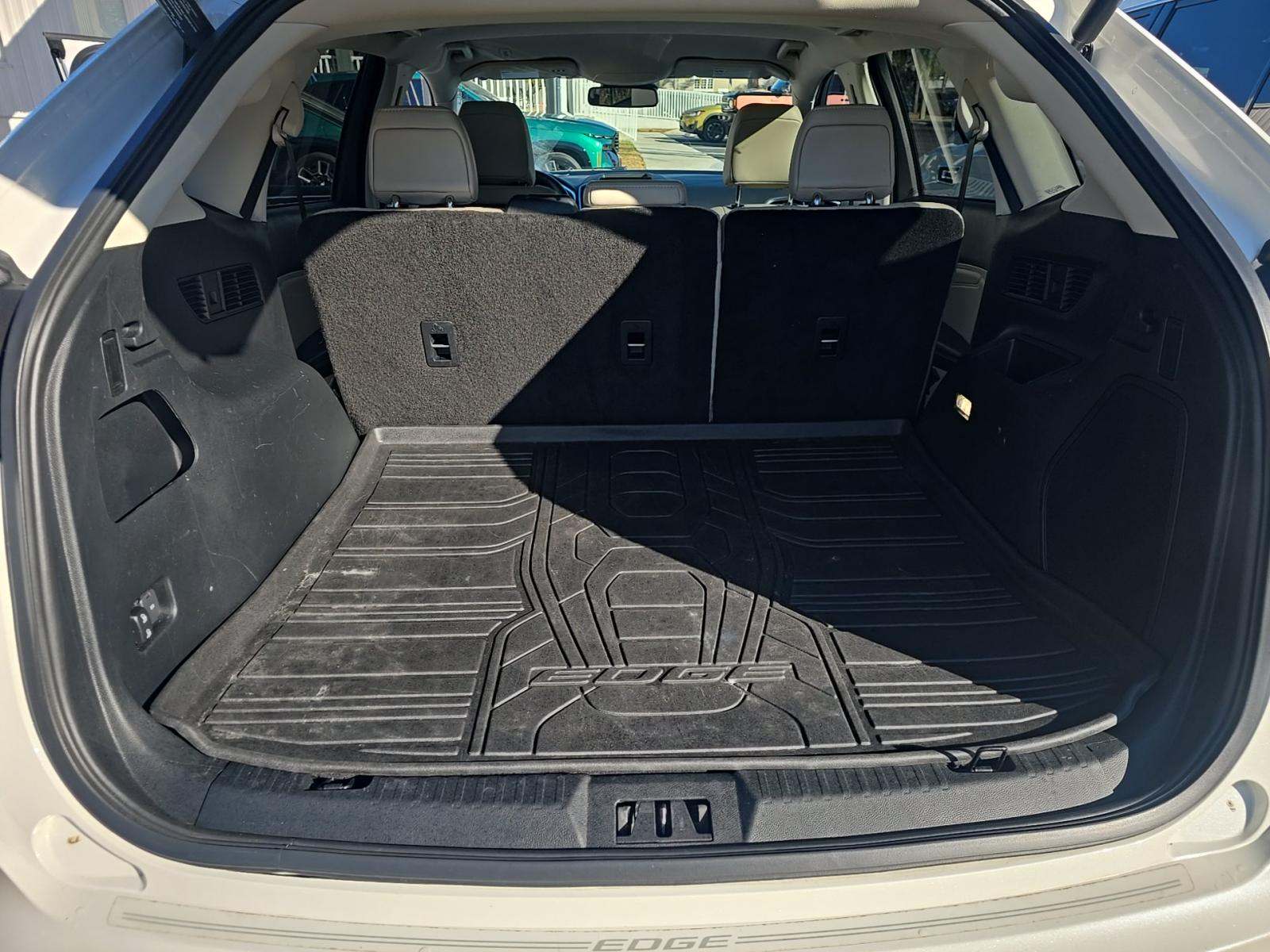 2021 Ford Edge Titanium FWD