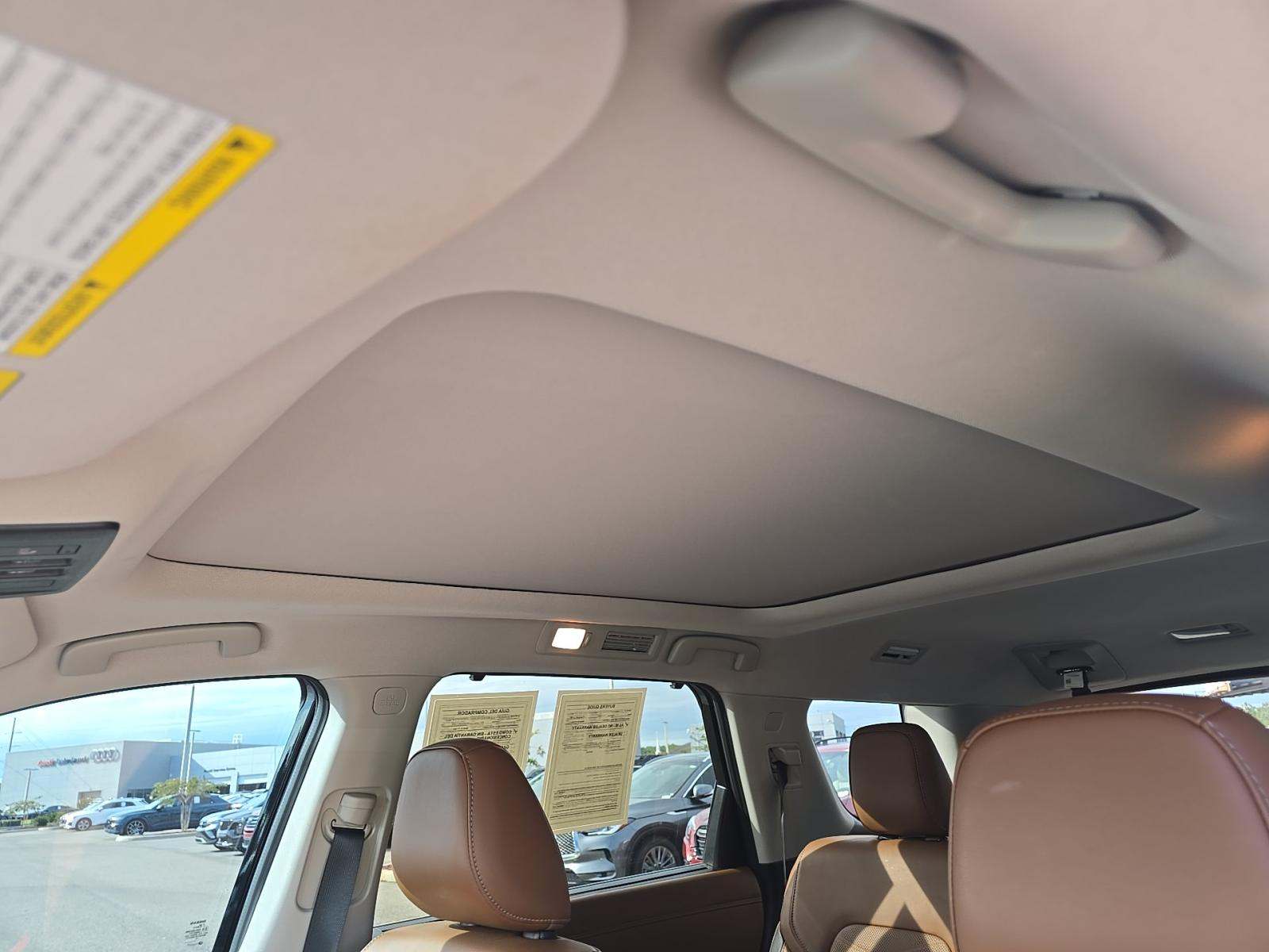 2023 Nissan Pathfinder Platinum AWD