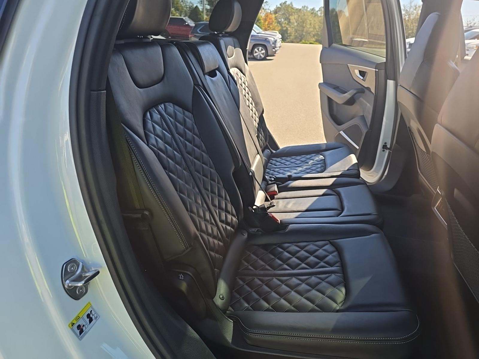 2023 Audi SQ7 Premium Plus AWD