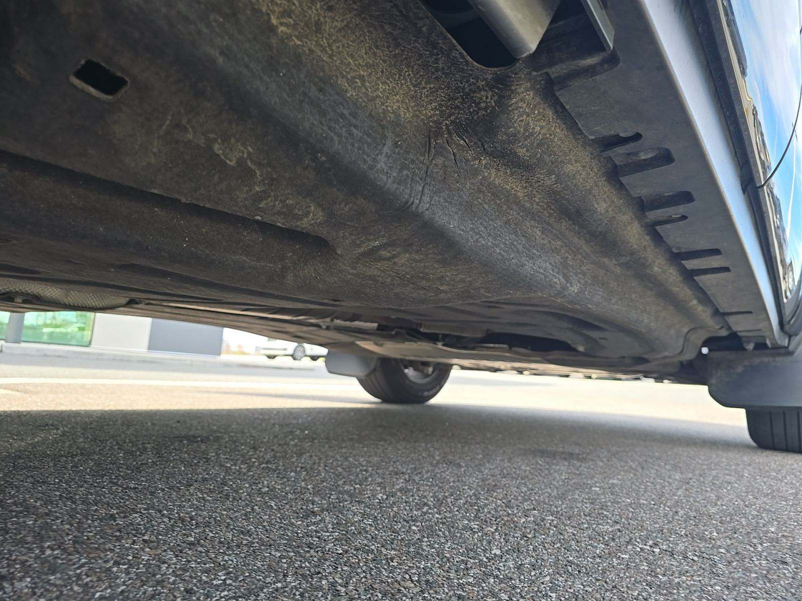 2022 Land Rover Defender 110 X-Dynamic SE AWD