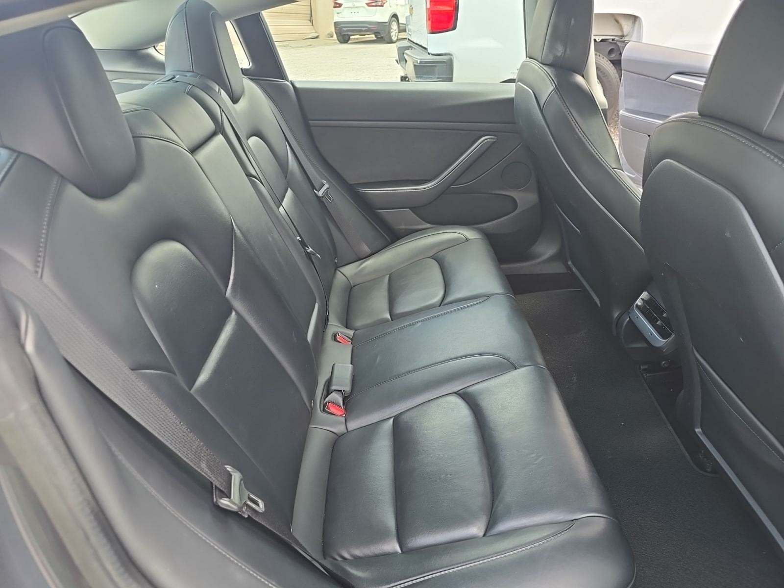 2022 Tesla Model 3 Long Range AWD