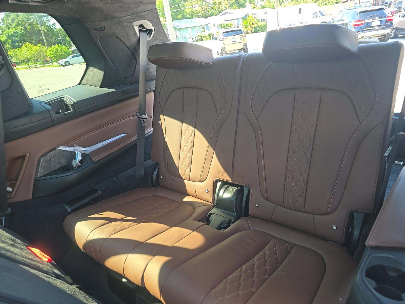 2020 BMW X7 M50i AWD