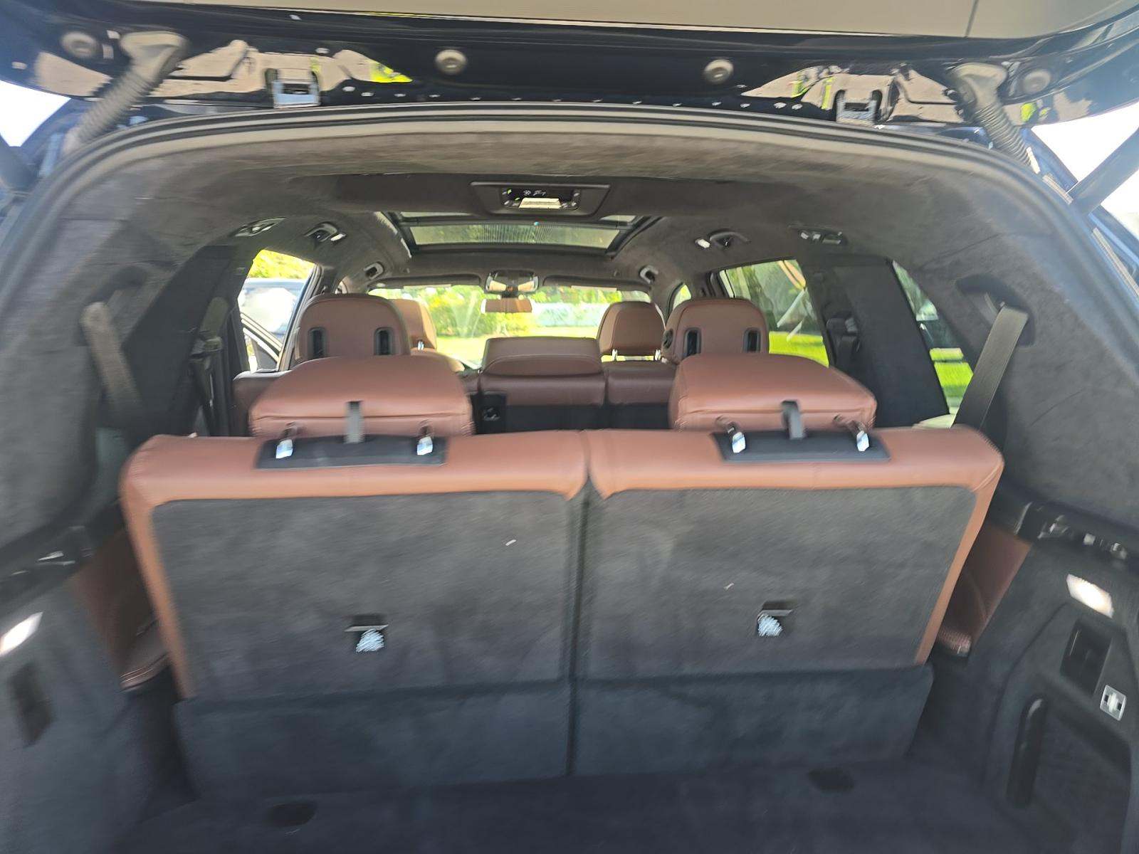 2020 BMW X7 M50i AWD