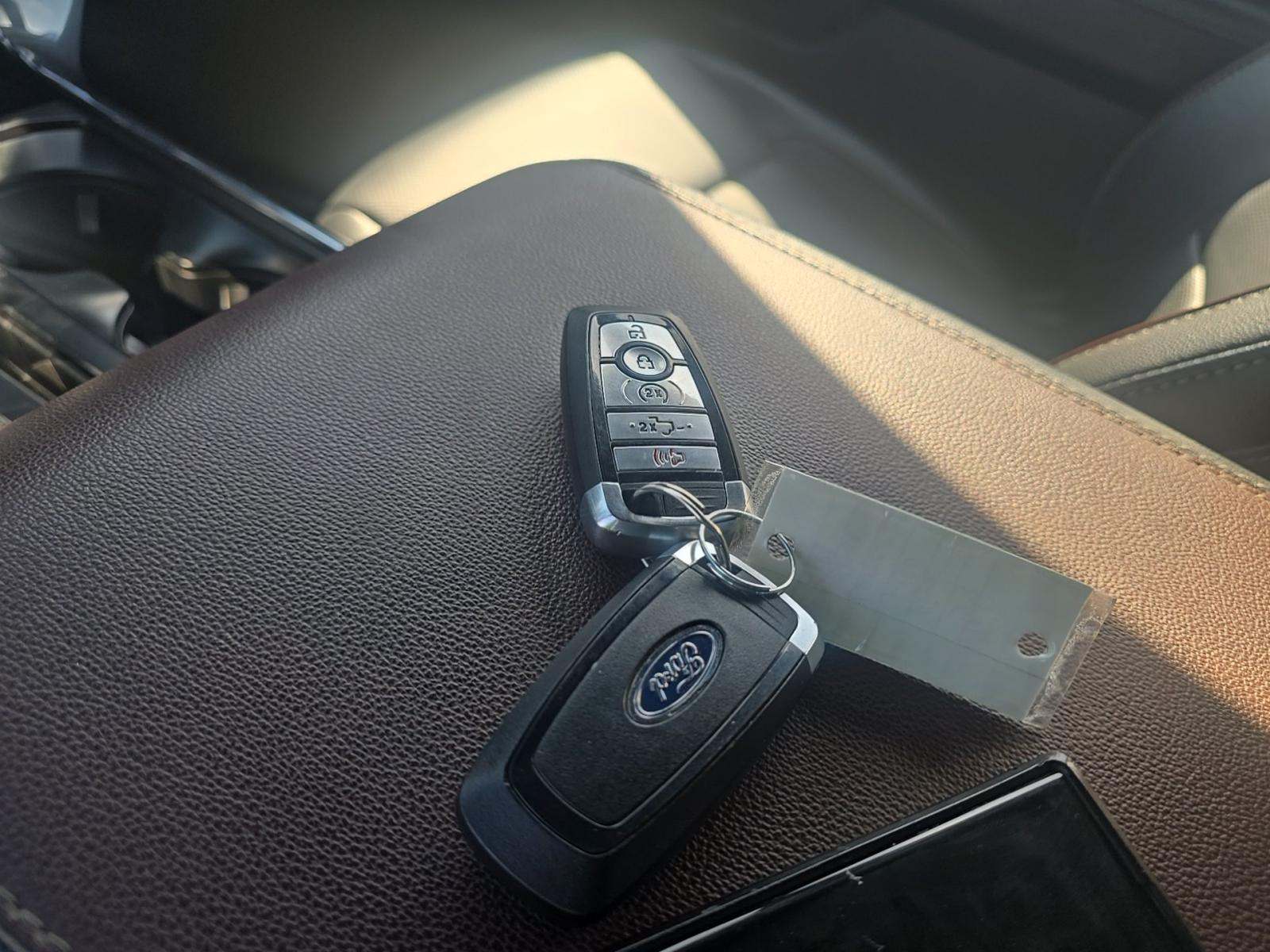 2023 Ford F-150 Lariat AWD