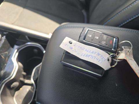 JEEP 4XE TRAILHAWK - 8