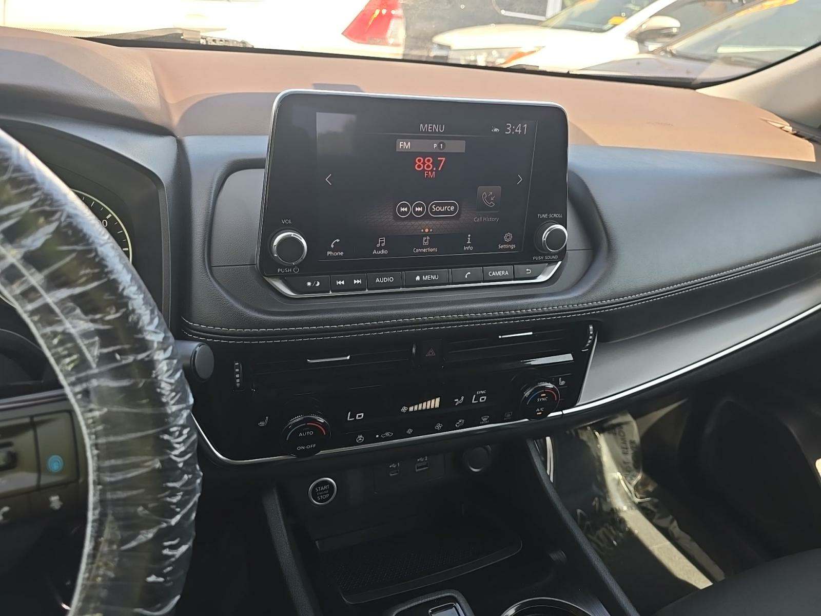 2022 Nissan Rogue SV FWD