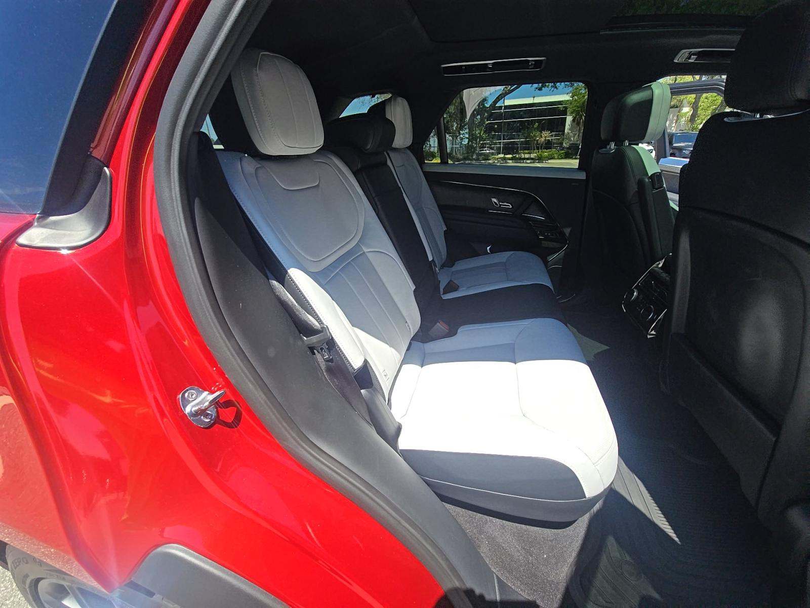 2025 Land Rover Range Rover Sport Dynamic SE AWD