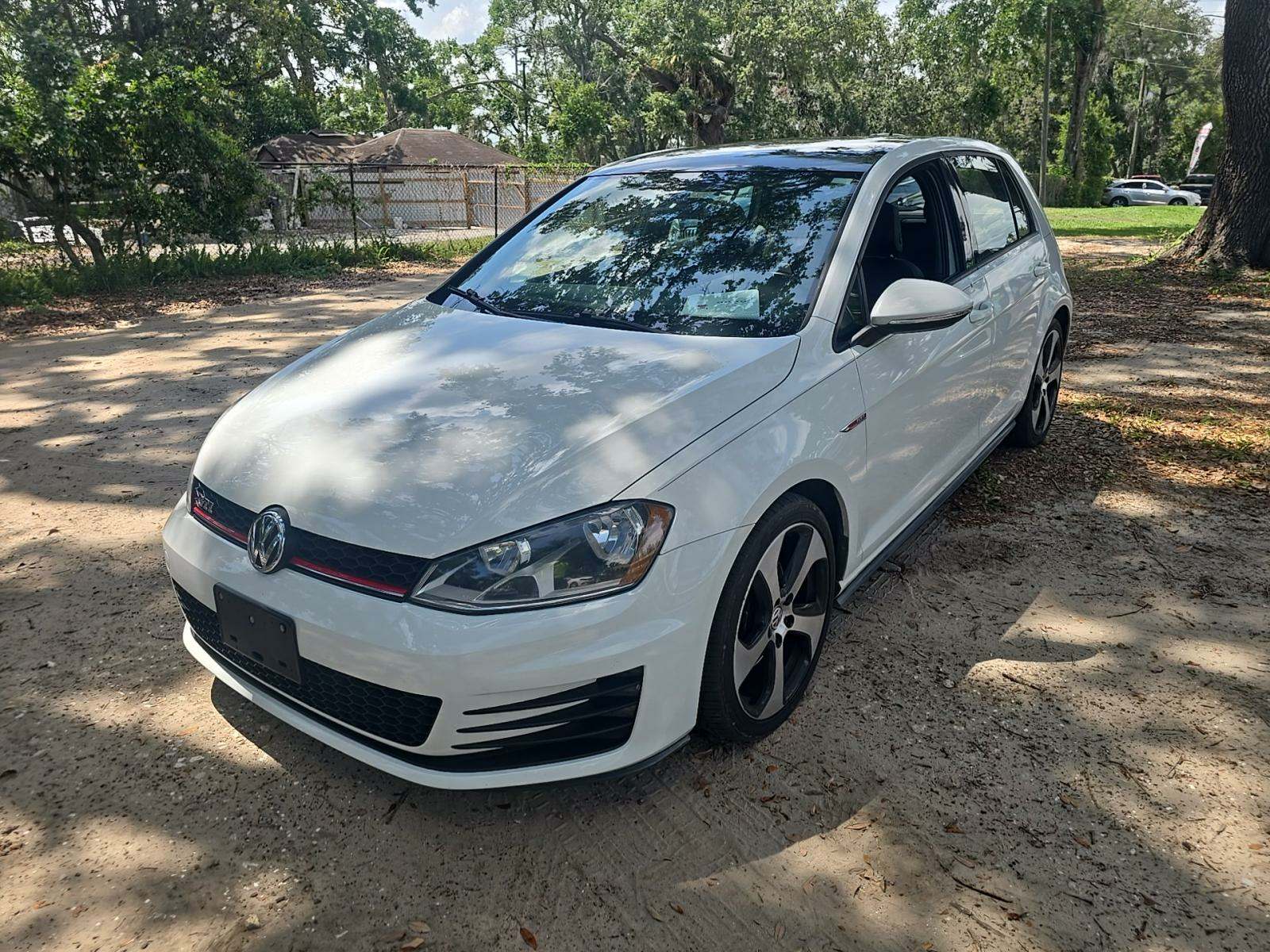 2015 Volkswagen Golf GTI 2.0T SE FWD