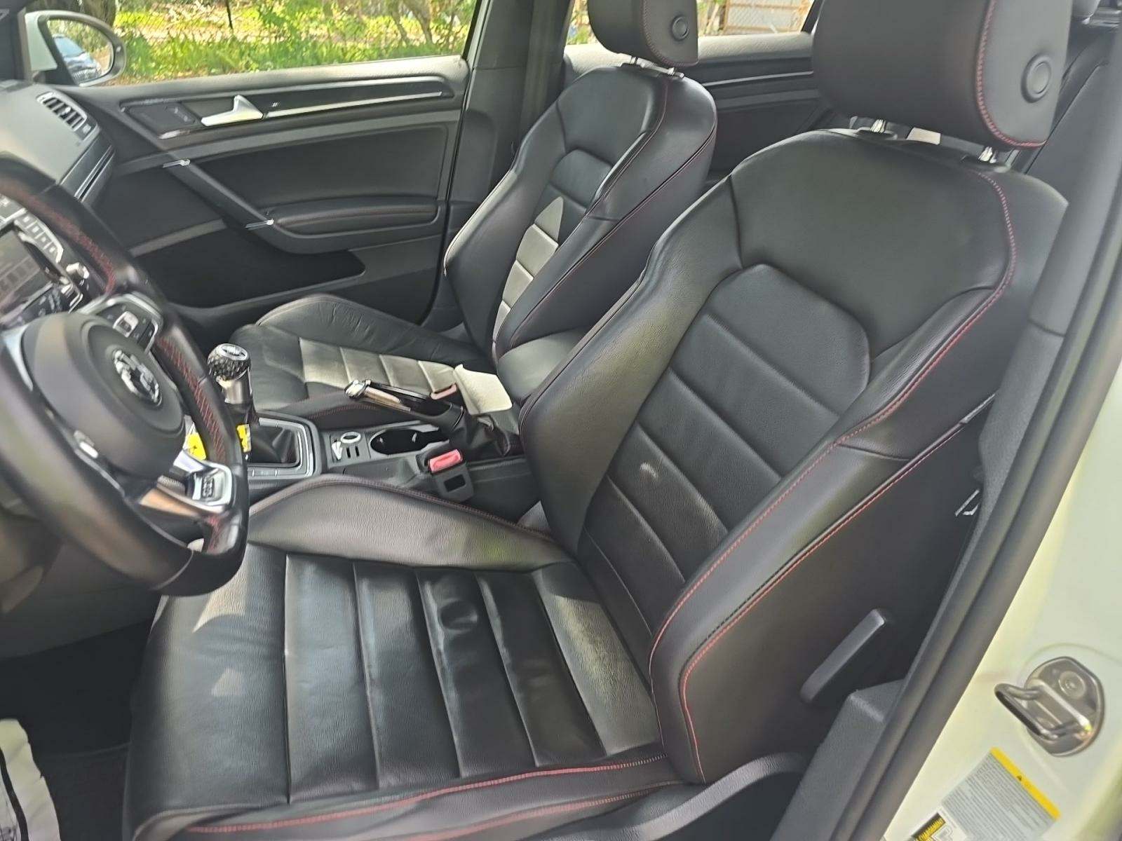 2015 Volkswagen Golf GTI 2.0T SE FWD