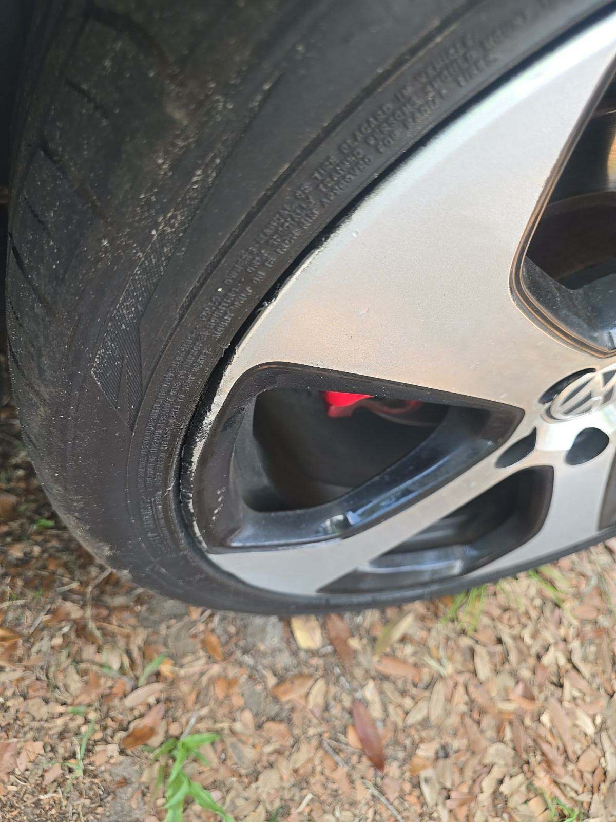 2015 Volkswagen Golf GTI 2.0T SE FWD