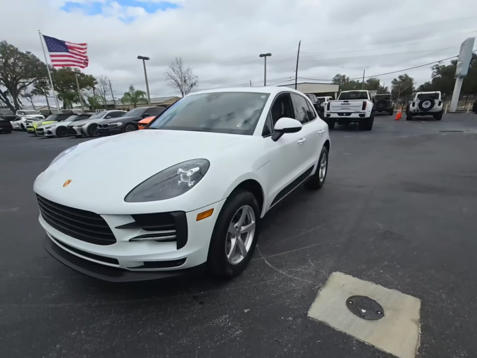 2021 Porsche Macan Base AWD