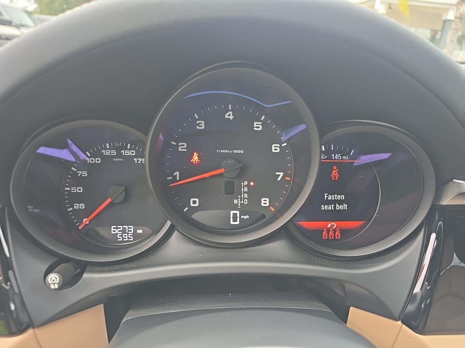 2021 Porsche Macan Base AWD