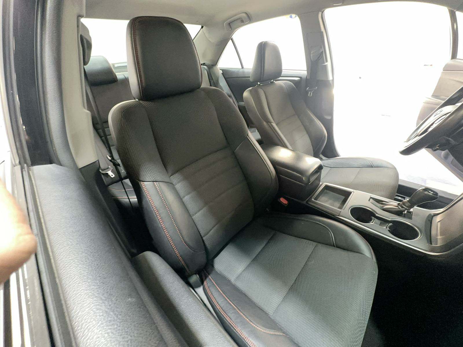 2017 Toyota Camry SE FWD