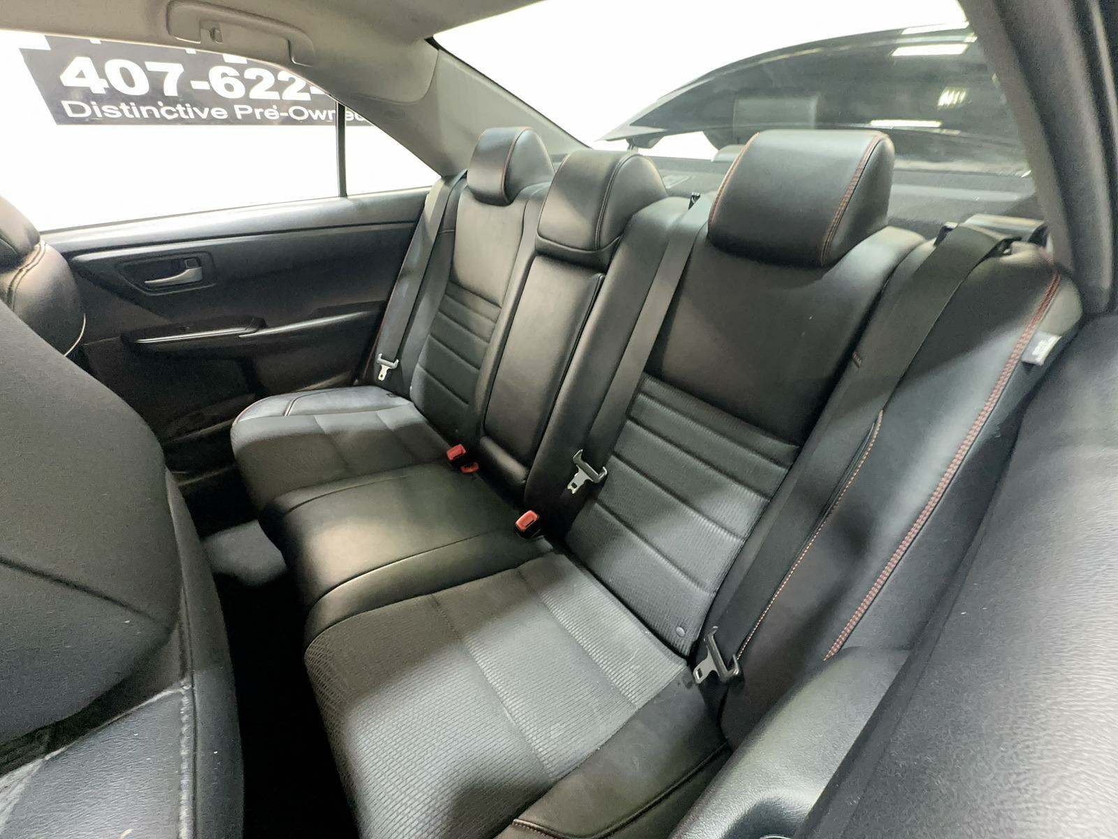 2017 Toyota Camry SE FWD