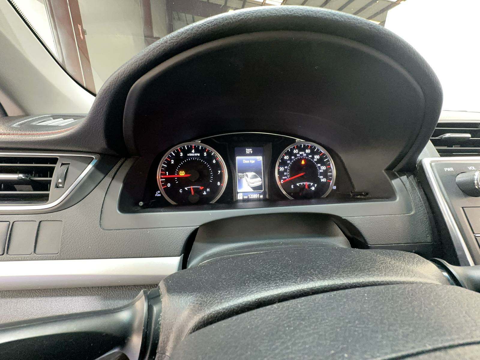 2017 Toyota Camry SE FWD