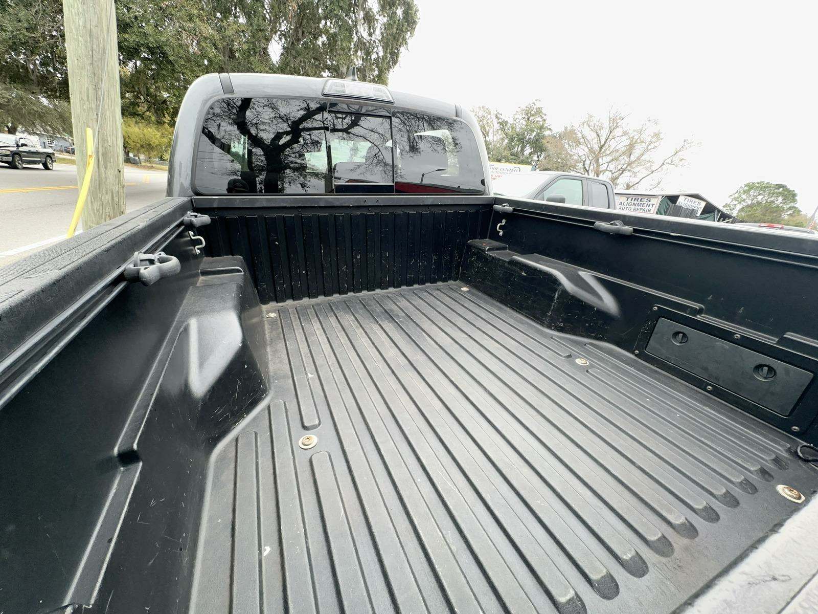 2019 Toyota Tacoma SR5 RWD