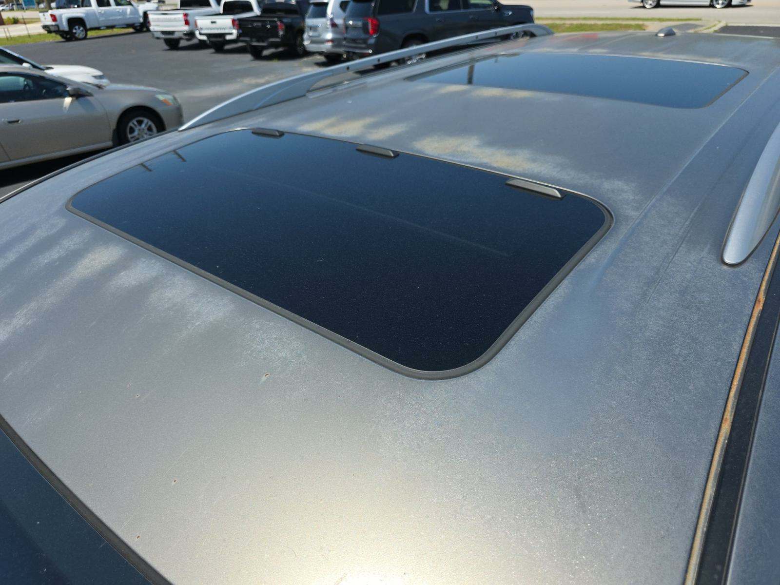 2015 Nissan Quest SL FWD