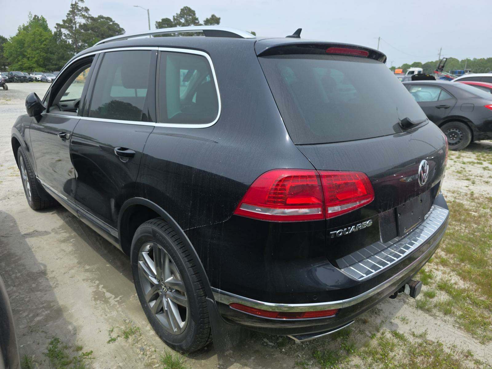2015 Volkswagen Touareg 3.0L TDI Lux AWD