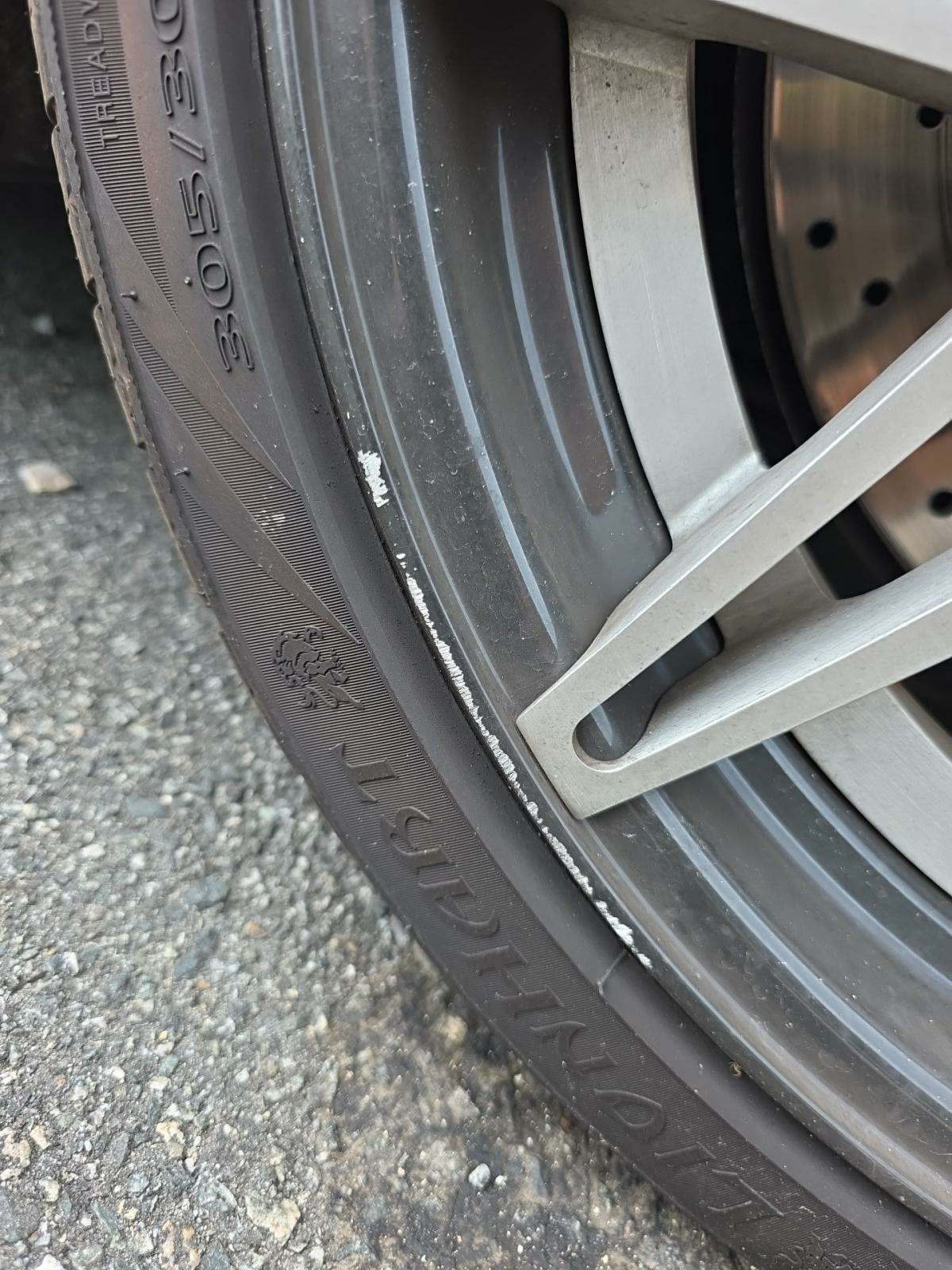 2014 BMW M6 Base RWD