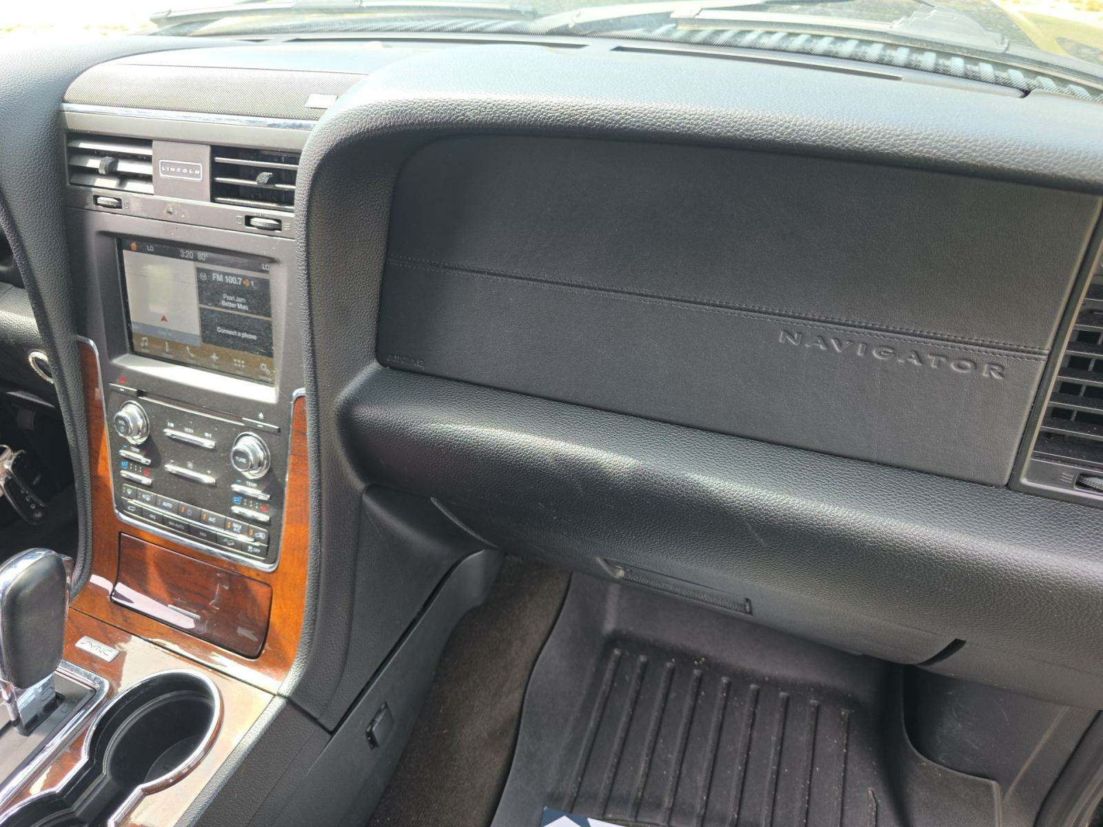 2017 Lincoln Navigator L Select AWD