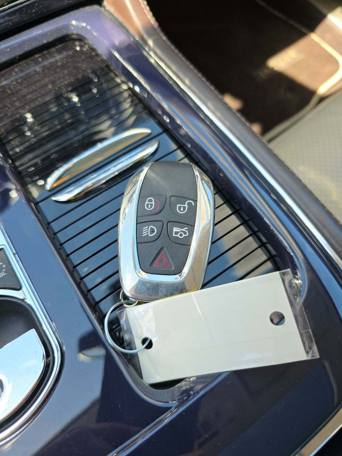 2012 Jaguar XJ L RWD